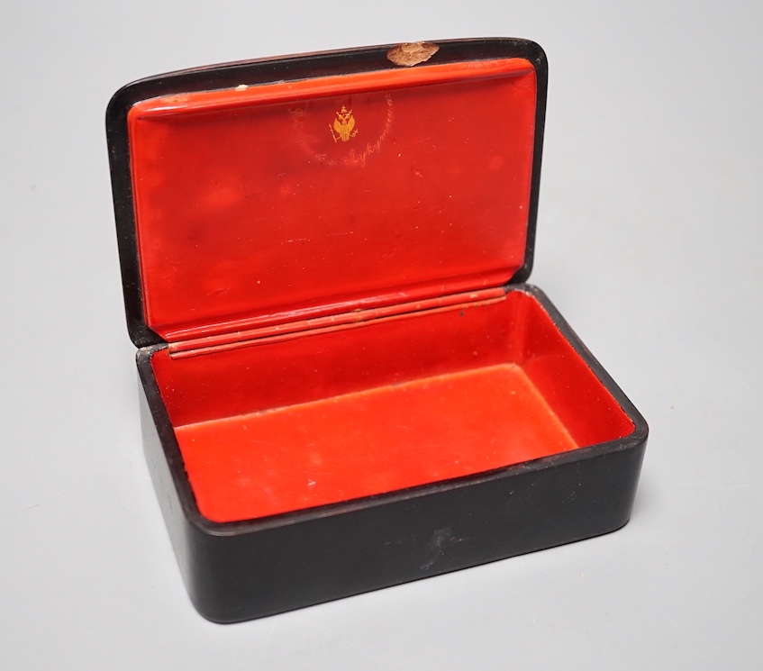 A 19th century Russian papier mache box 13cm